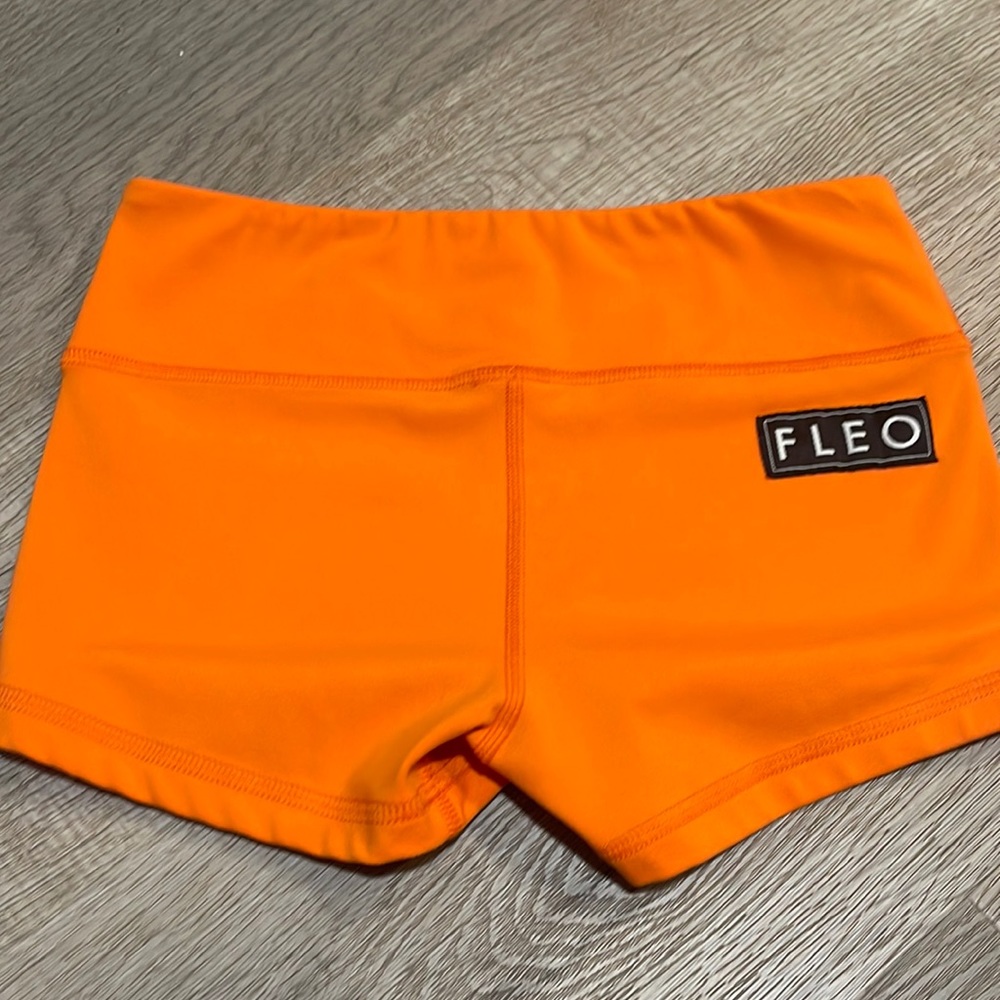 Xs orange FLEOs